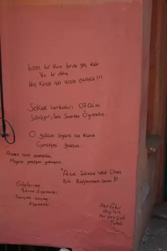 Artık Şifresiz Wifi Olsan Bile Bağlanmam Sana!(Beyoğlu, 2022)
