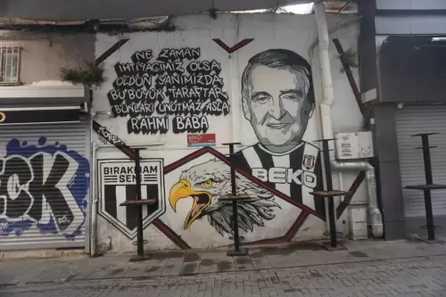 Ne Zaman İhtiyacımız Olsa /Oldun Yanımızda /Bu Büyük Taraftar Bunları Unutmaz Asla  (Beşiktaş, Çarşı, 2022)Rahmi Baba