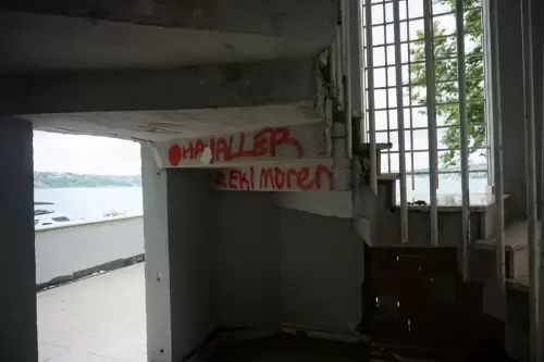 Hayaller Zeki Müren (Beykoz, 2022)