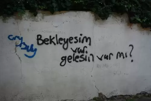 Bekleyesim var gelesin var mı? (Bahçelievler, 2022)