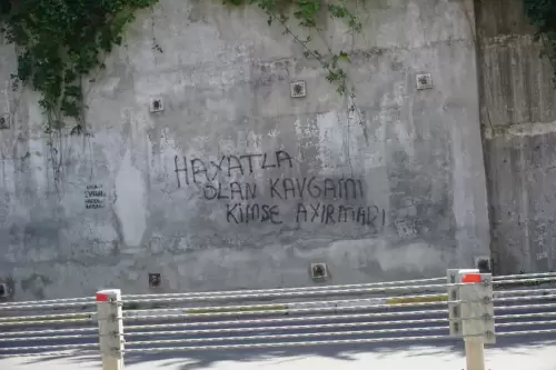 Hayatla Olan Kavgamı Kimse Ayırmadı 